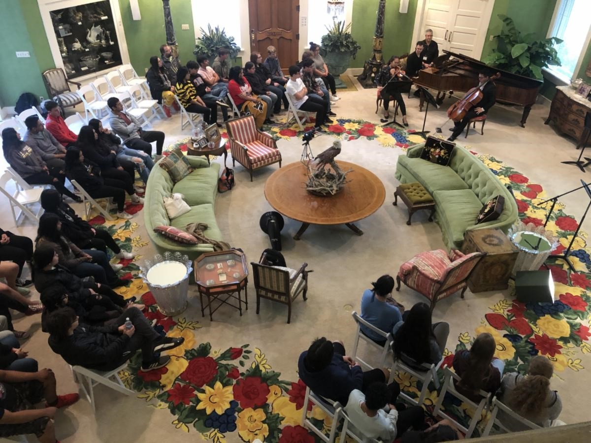 Full Circle performance at The Citadelle Art Museum