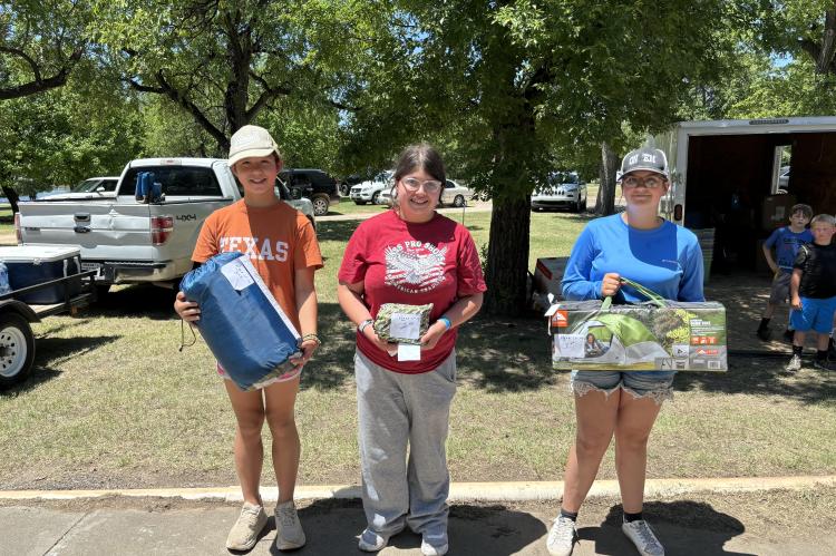 Winners in the 11 to 14 year old division were: 1st - Khole Scott; 2nd - Autumn Gonzales; 3rd - Annalise Cotta