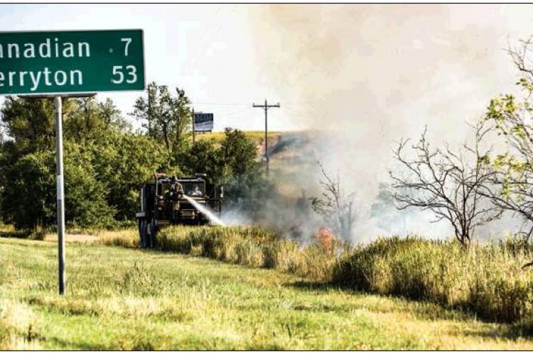 Wildfire on US 60 Tuesday morning
