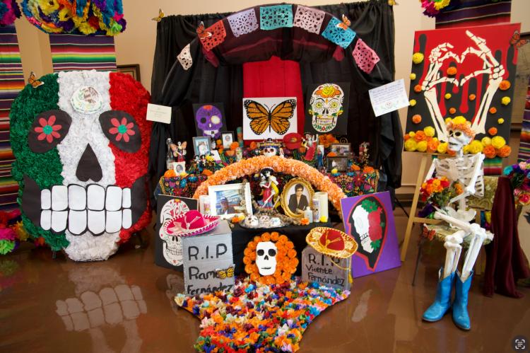 Día de los Muertos is an annual celebration throughout Mexico (and some Latin American countries) where citizens fondly remember family members who have passed. 