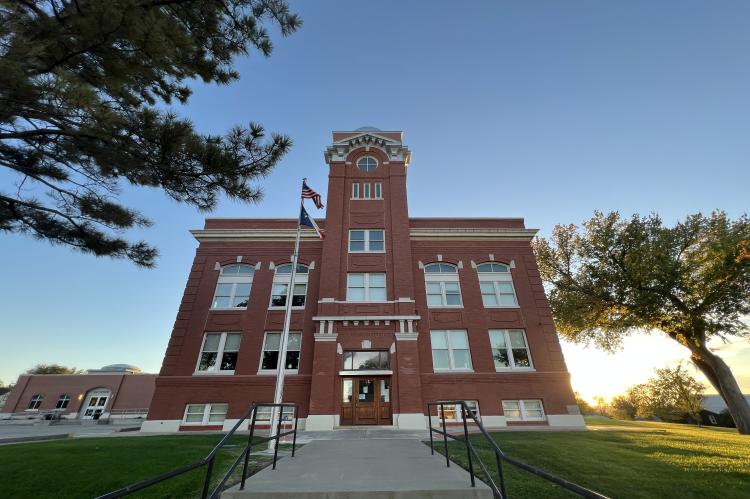 Hemphill County Courthouse