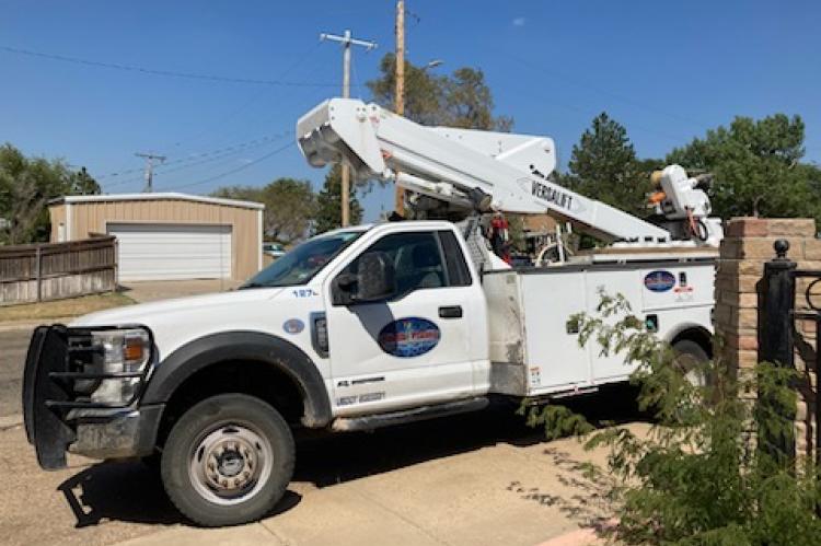 North Plains bucket truck