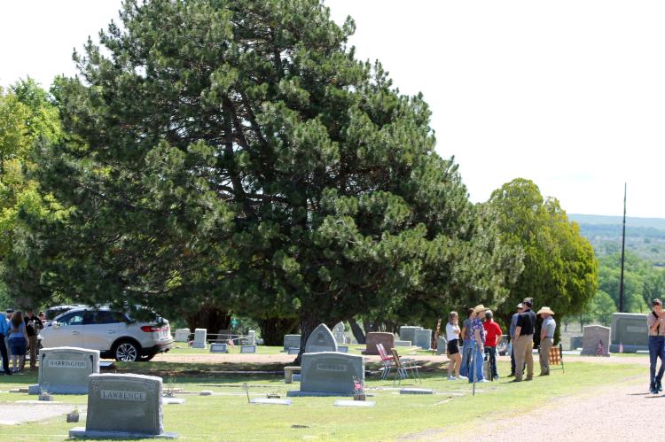 Edith Ford Memorial Cemetery