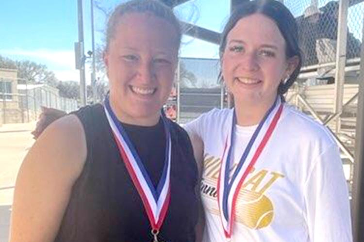 Kelsey Dockray and Abi Voorhees 