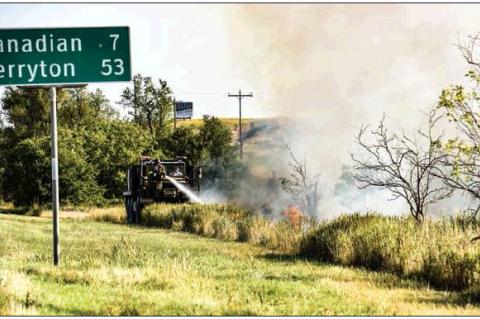 Wildfire on US 60 Tuesday morning