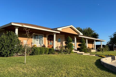 Home of Alan and Laurie Hale
