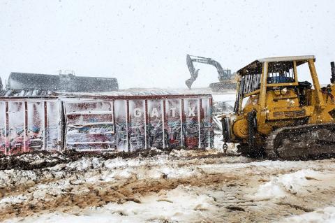 BNSF train cars