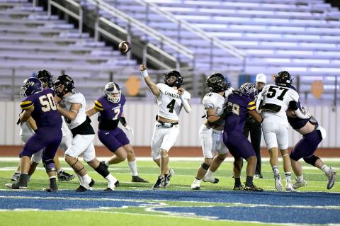 Wildcat Quarterback Camren Cavalier (#4)