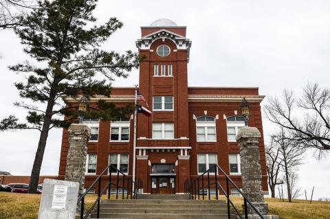 Hemphill County Courthouse