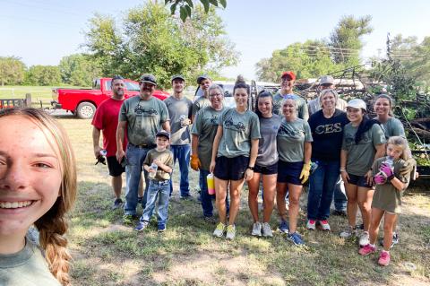 GO! Weekend volunteers Addie Walser (in foreground), Rick Zenor, Coleman and Corbin Bentley, Garrison Jones, Collin Ford (in back row); Tessa Francis, Kayln Hodnett, Kilie and Tamara Walser, Corbin Throgmorton (middle row); and Seth Brown, Jerri-Lynn Throgmorton, Jasmyn Moreno, and Heather and Raelea Brown (front row).