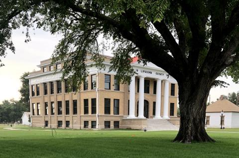 Lipscomb County Courthouse