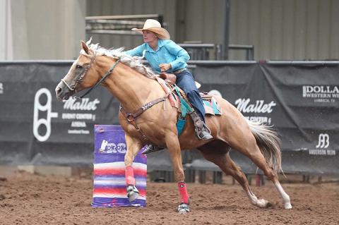 Tayln Wright running barrels at JRCA Finals last weekend