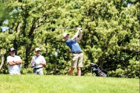 CANADIAN GOLFER BEN BRYANT TEEING OFF ON HOLE NO. 1