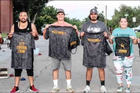 MAX-OUT POWERLIFTERS WINNERS: Leonel Avila, Angel Castaneda, Noah Carter, Alex Gonzalez, Alyssa Jackson and Lorena Avila.