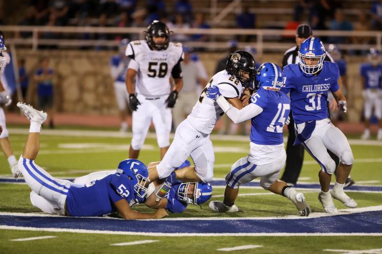 Canadian cruises to victory in district showdown at Childress