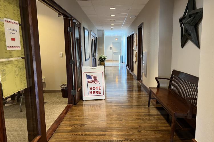 Early Voting at Hemphill County Courthouse