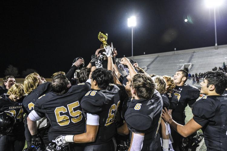 Wildcats claim Bi-District championship with 66-21 victory over Bangs Dragons 