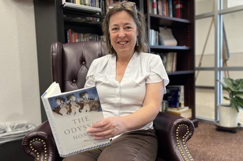 Great Books discussion leader Dr. Bonnie Roos