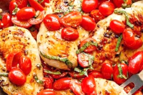Chicken with Tomatoes, Olives, and Basil